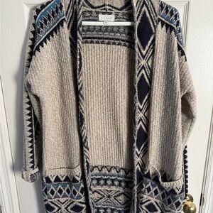 Cozy Beige and Blue Patterned Coatigan